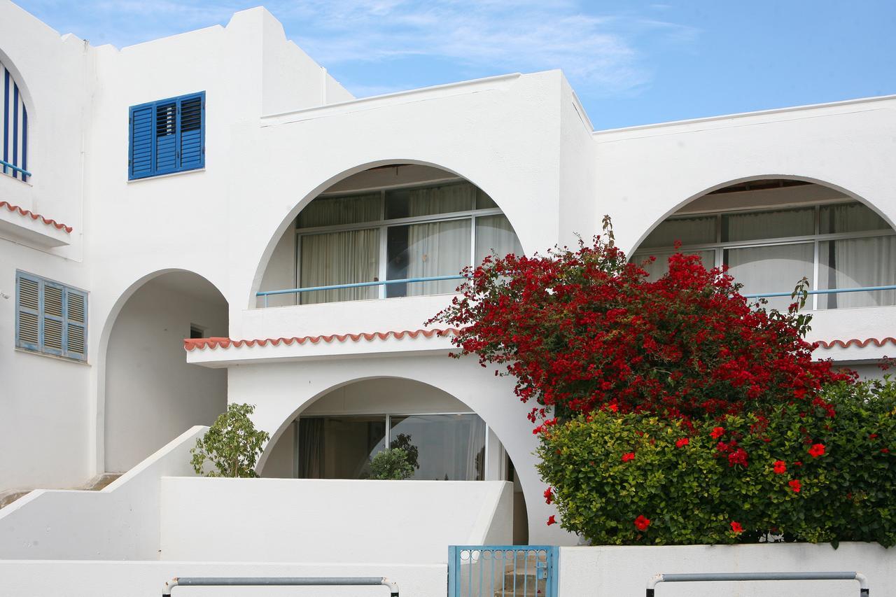 Ambelones Apartments Pissouri Exteriör bild